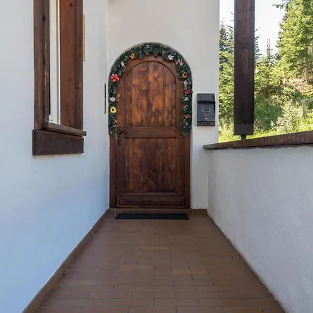 Apartment Casa Lorenz 4 *
